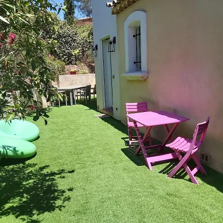 T3 Air-conditioned , Quiet Garden, Parking Apartment *