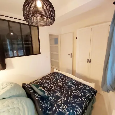 T3 Air-conditioned , Quiet Garden, Parking Apartment